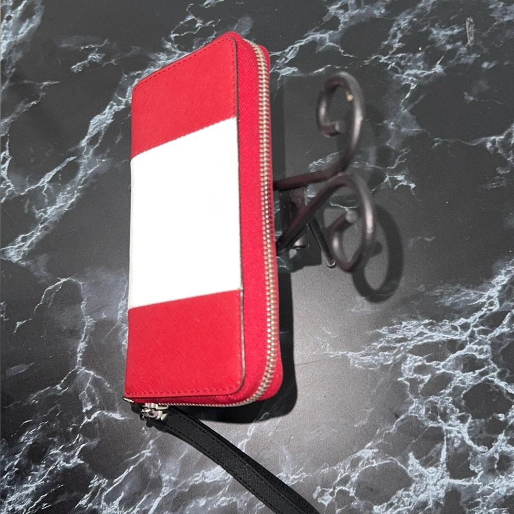 Michael Kors Large Wallet Wristlet Clutch Leather Zip Red White AUTHENTIC - Picture 7 of 9